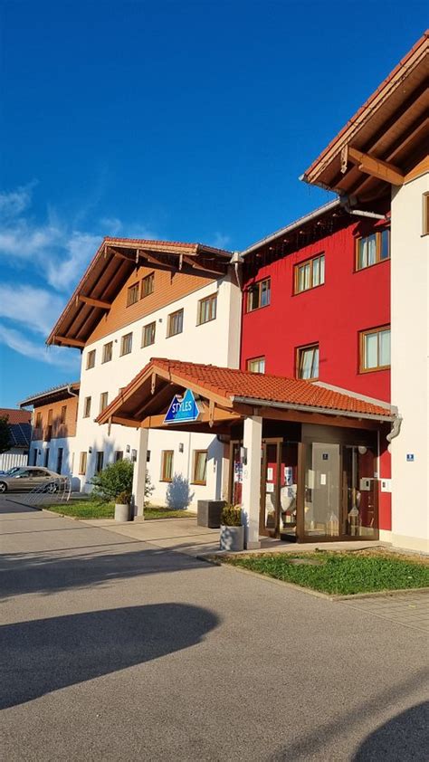 STYLES HOTEL PIDING ab 75€ (1̶5̶8̶€̶): .